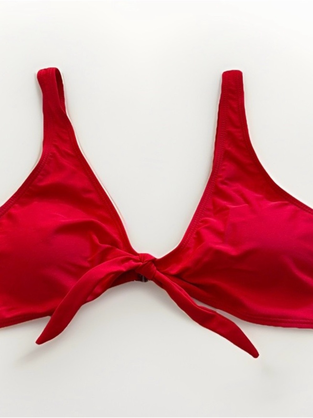 Red Tie Knot Front Bikini Top V Neckline Swim Top Medium